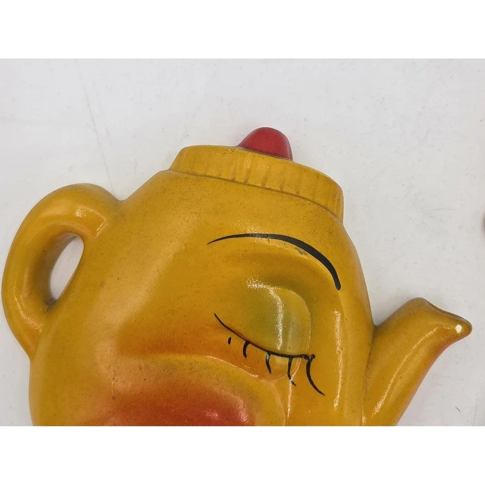 Vintage MCM Chalkware Kitsch Anthropomorphic Mr & Mrs Tea Kettle W/ Hook